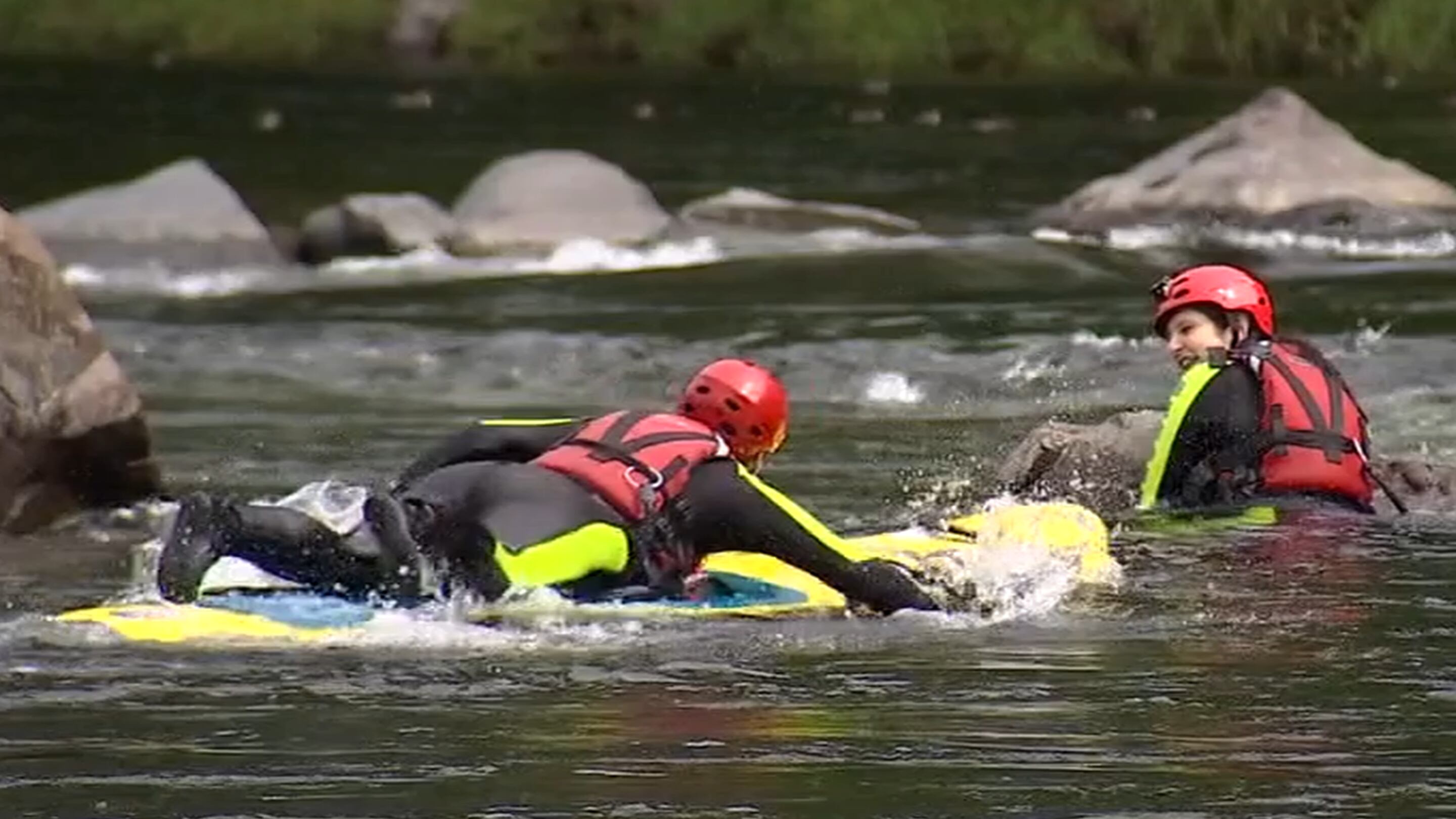 AMR kicks off summer river rescue program for Portland area with lifeguard training - Vimarsana News