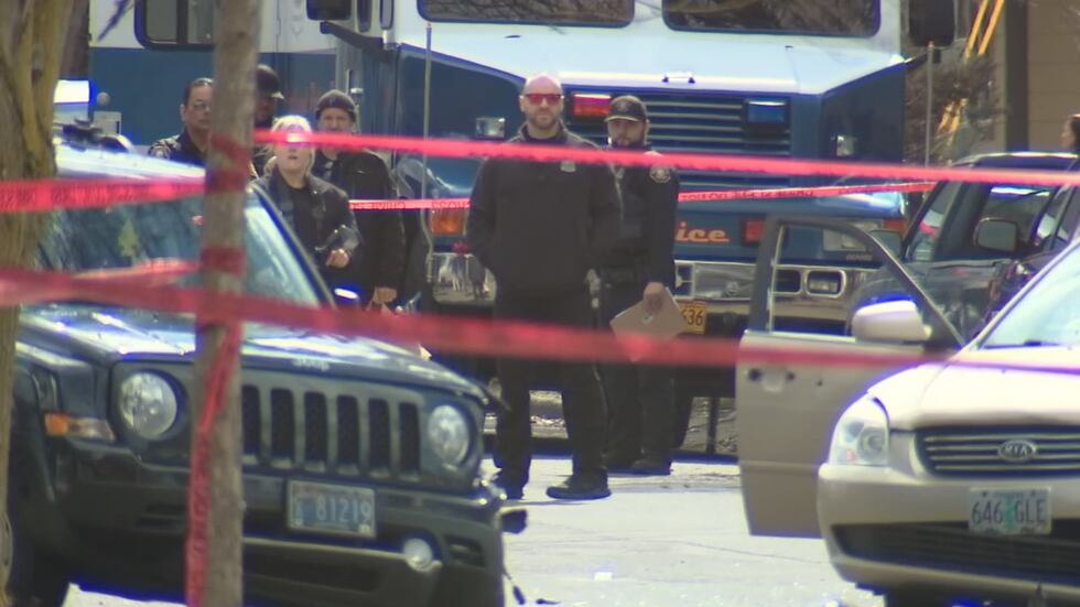 3 found dead in car after midday shooting in N Portland